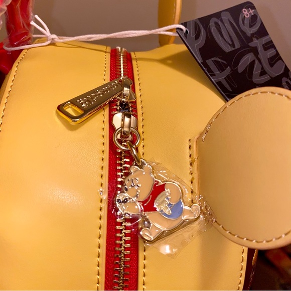 Loungefly Winnie the Pooh Ice Cream Backpack New - Picture 8 of 14